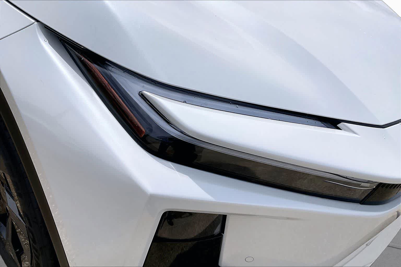 New 2026 Toyota C-HR AWD/4WD image 13