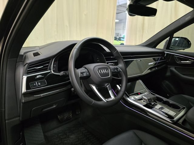 Used 2021 Audi Q7 3.0T Prestige w/ Prestige Package AWD/4WD image 16