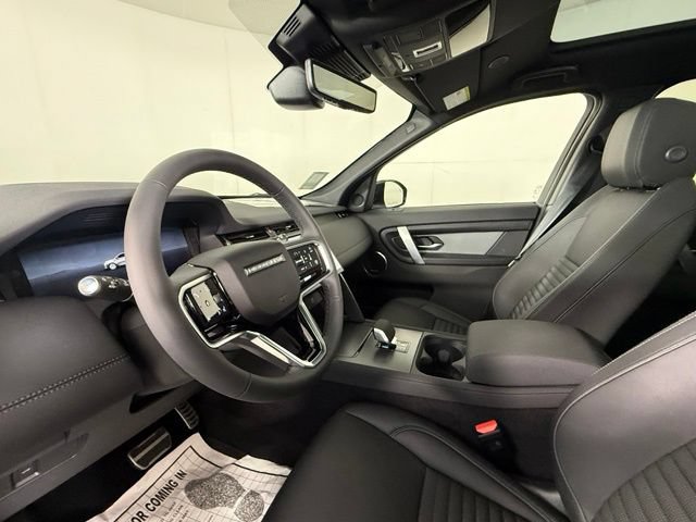 New 2025 Land Rover Discovery Sport Dynamic SE AWD/4WD image 6