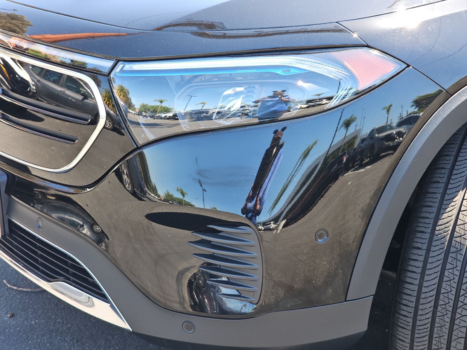 Used 2023 Mercedes-Benz EQB 300 4MATIC image 33