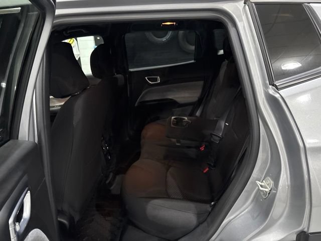 Used 2024 Jeep Compass Sport AWD/4WD image 32
