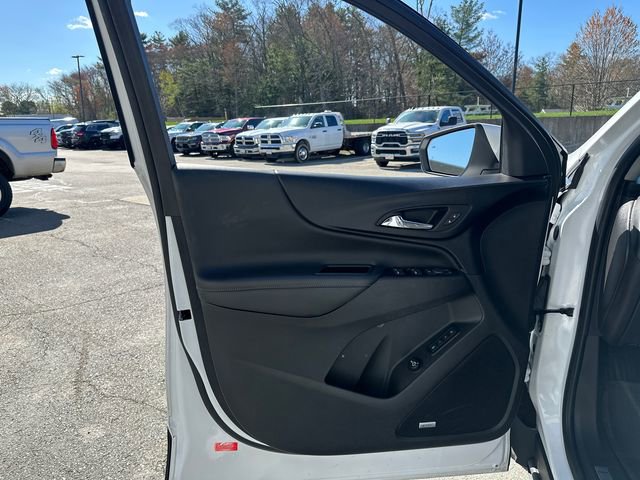 Used 2023 Chevrolet Equinox Premier AWD/4WD image 28