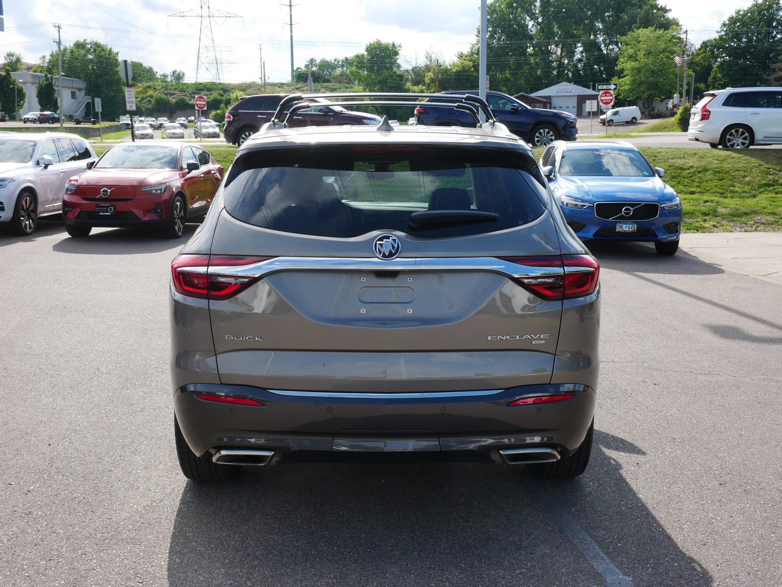 Used 2019 Buick Enclave Avenir w/ Avenir Technology Package AWD/4WD image 6