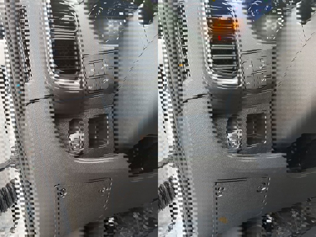 New 2026 RAM ProMaster 2500 w/ Quick Order Package 22G SLT image 7