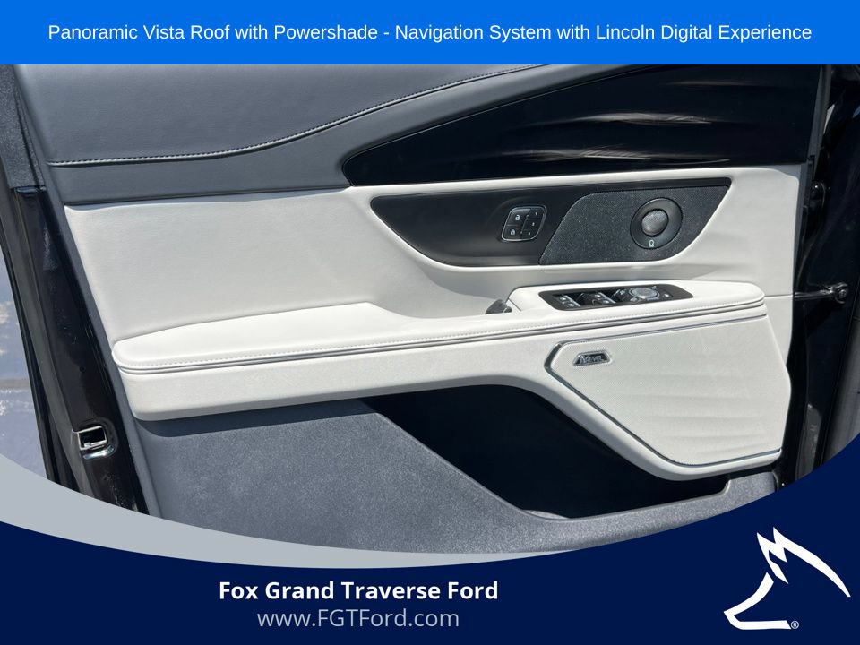 Used 2026 Lincoln Nautilus Reserve AWD/4WD image 14