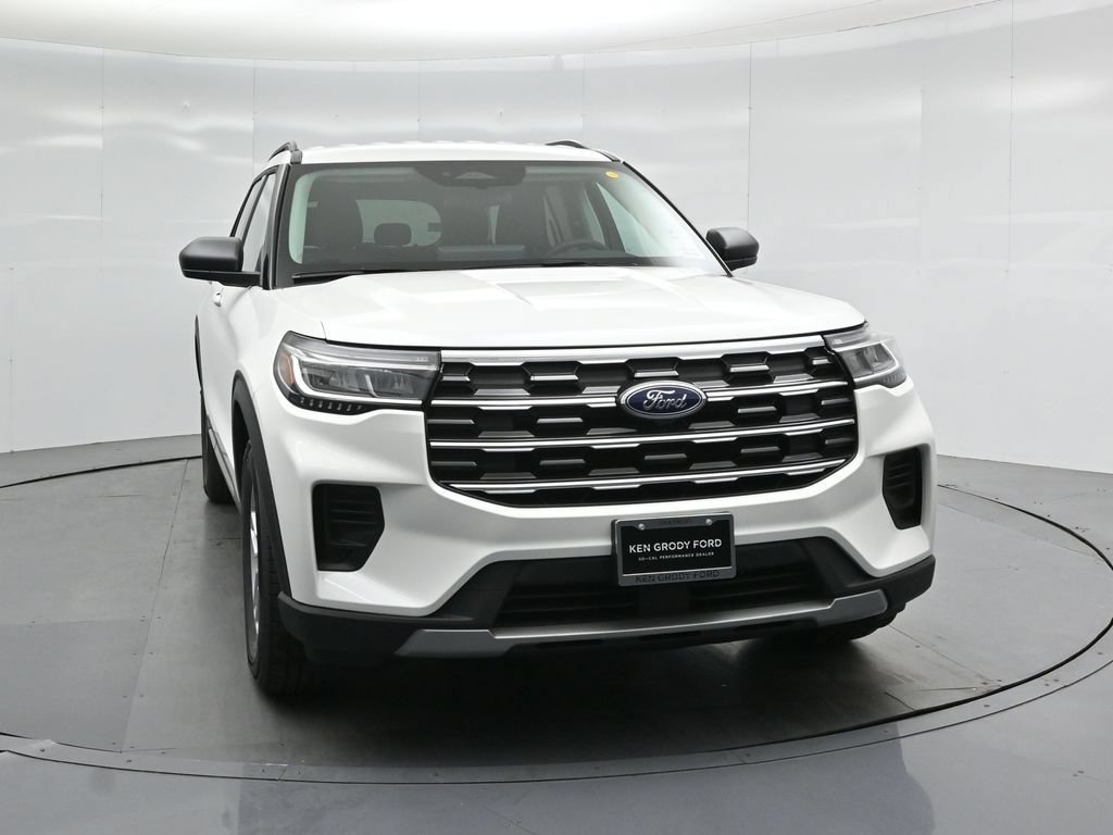 New 2026 Ford Explorer Active RWD image 52