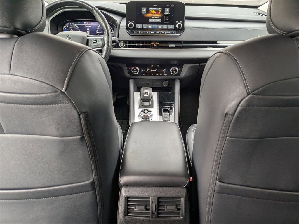 Used 2024 Mitsubishi Outlander SEL image 36