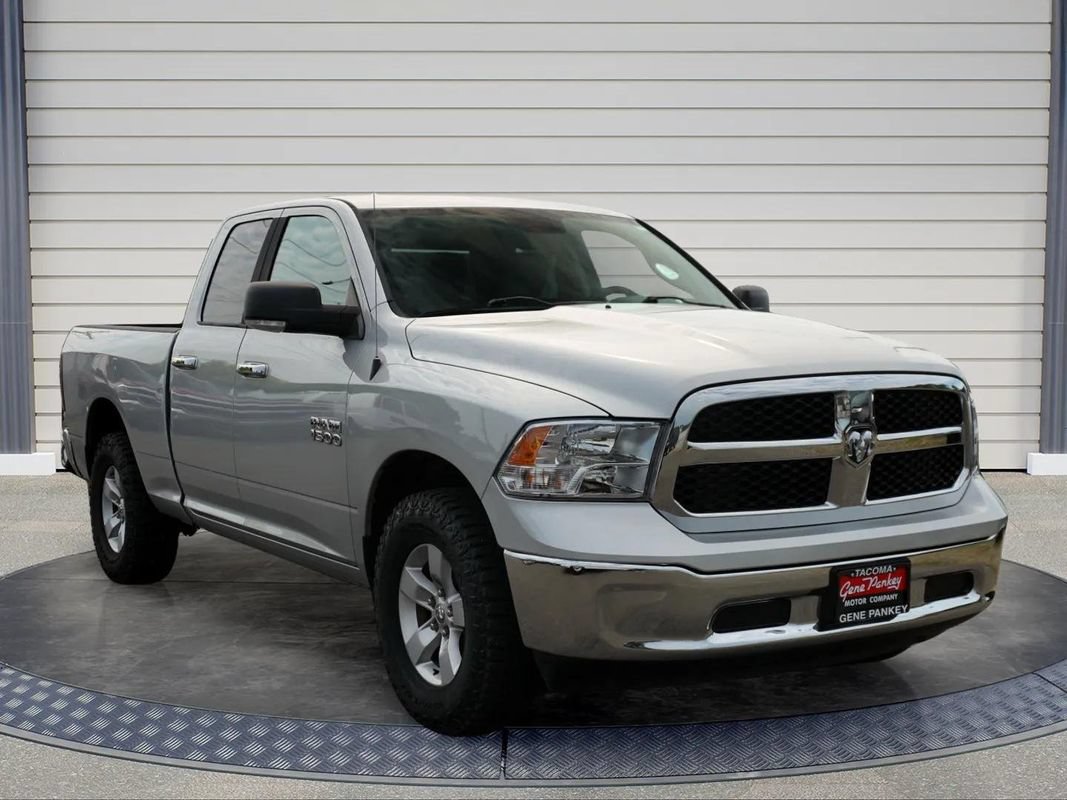 Used 2015 RAM 1500 Classic SLT w/ Luxury Group AWD/4WD image 1