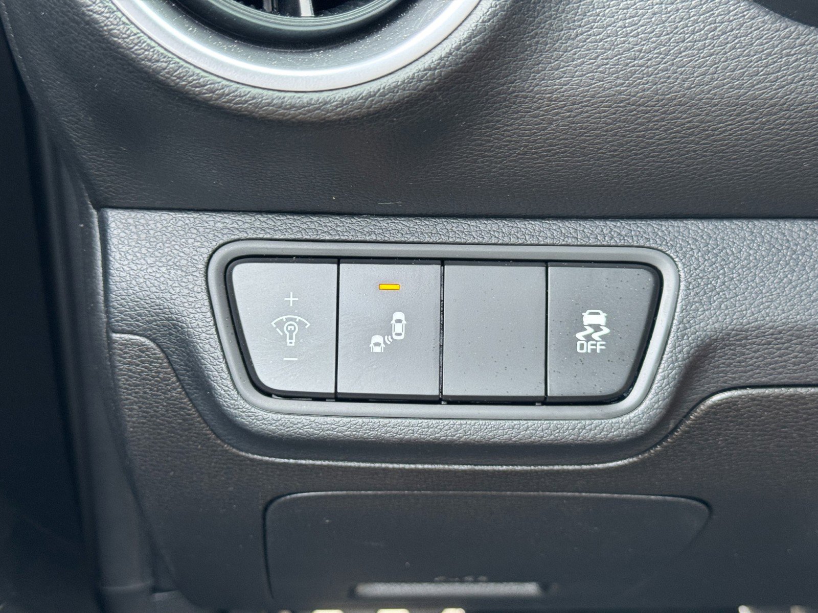 Used 2023 Kia Forte GT-Line FWD image 16