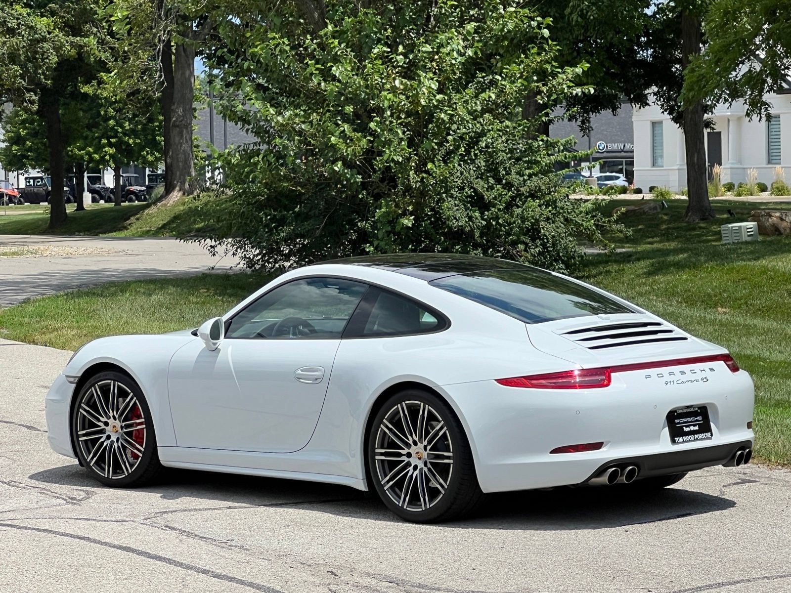 Used 2015 Porsche 911 Carrera 4S AWD/4WD image 3