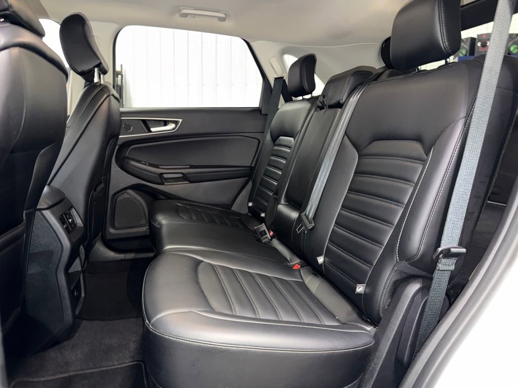 Used 2024 Ford Edge SEL image 14