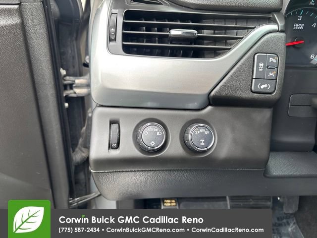 Used 2018 Chevrolet Tahoe LT AWD/4WD image 12