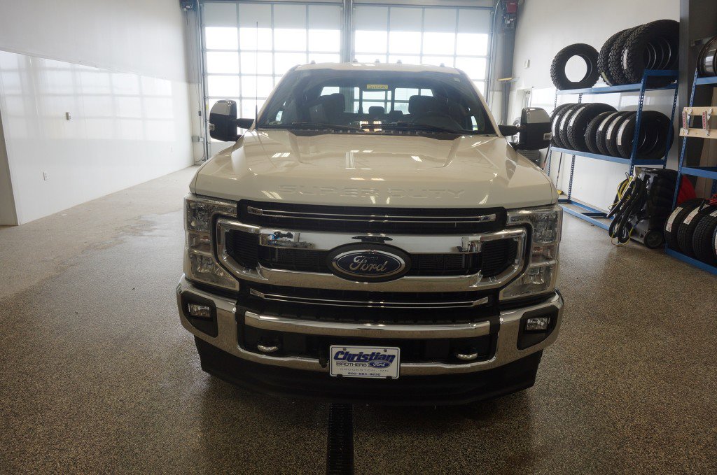 Used 2022 Ford F350 XLT w/ XLT Premium Package AWD/4WD image 7
