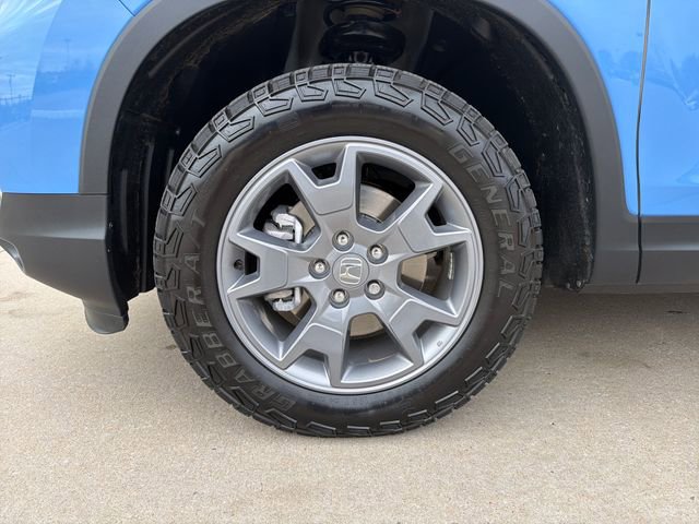 Used 2025 Honda Passport TrailSport image 10