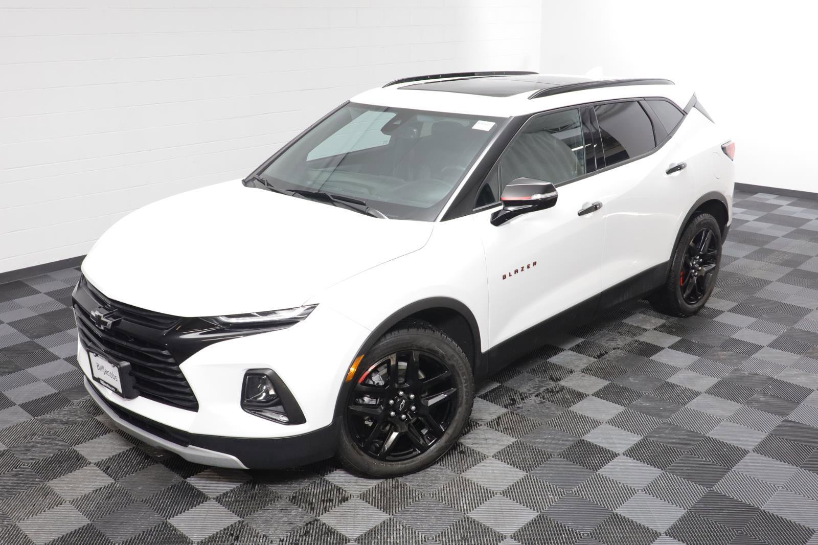 Used 2022 Chevrolet Blazer LT w/ Redline Edition image 2