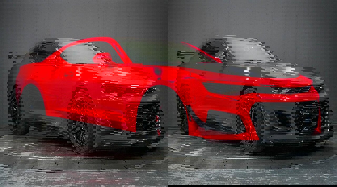 Used 2018 Chevrolet Camaro ZL1 image 8