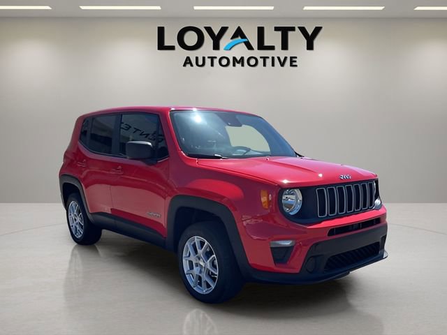 Used 2023 Jeep Renegade Latitude AWD/4WD image 7