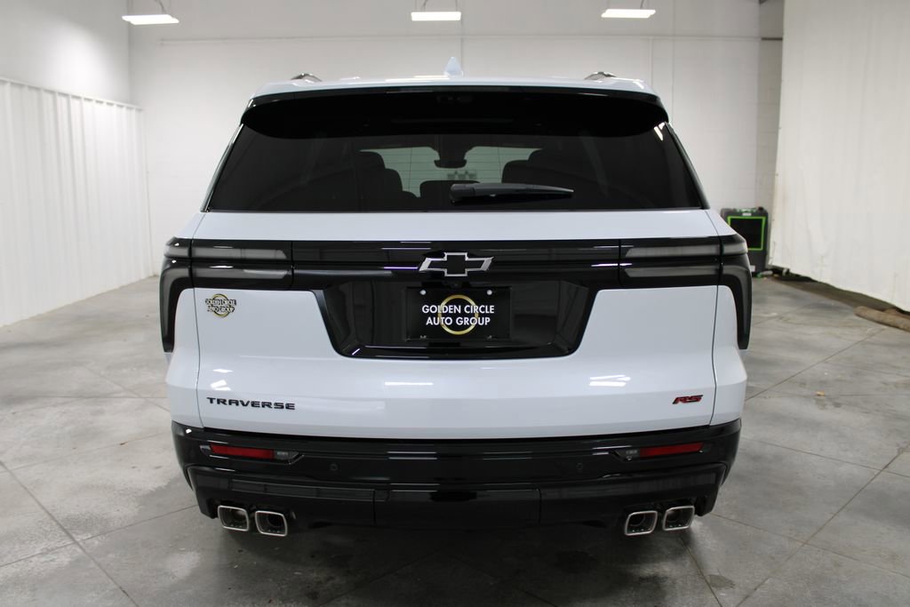 New 2026 Chevrolet Traverse RS w/ LPO, Floor Liner Package image 8
