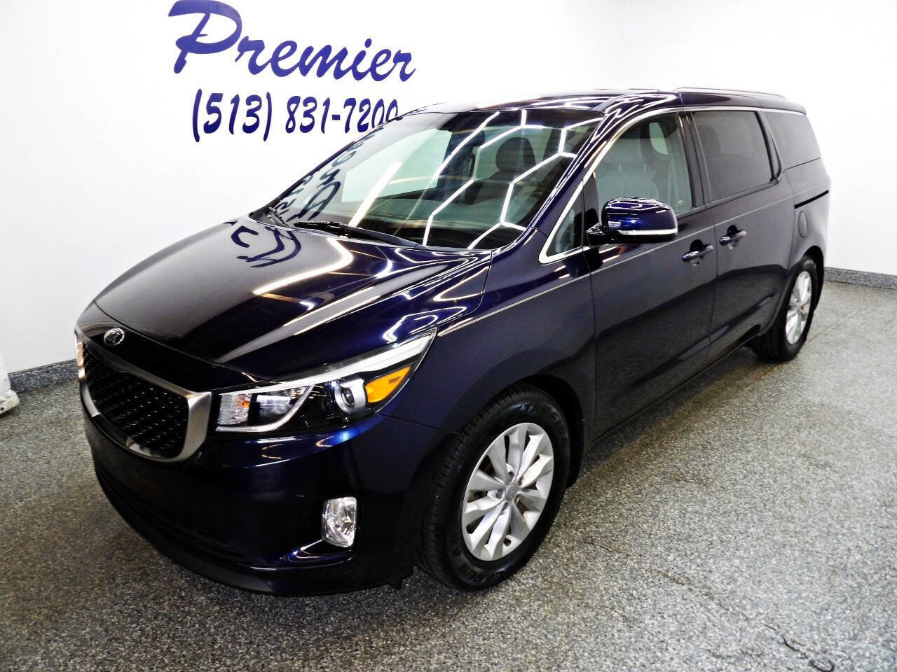 Used 2018 Kia Sedona EX image 1