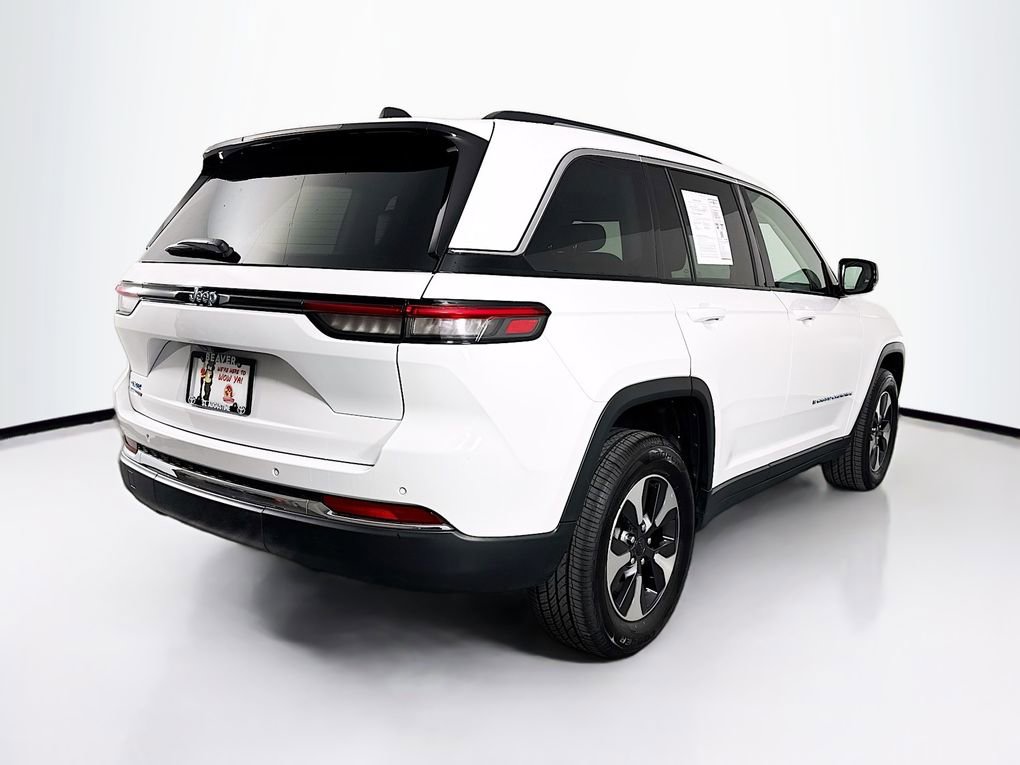 Used 2024 Jeep Grand Cherokee Limited 4xe image 8