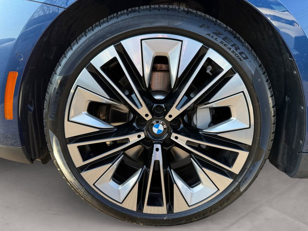 Certified 2026 BMW 530i xDrive w/ Premium Package image 14