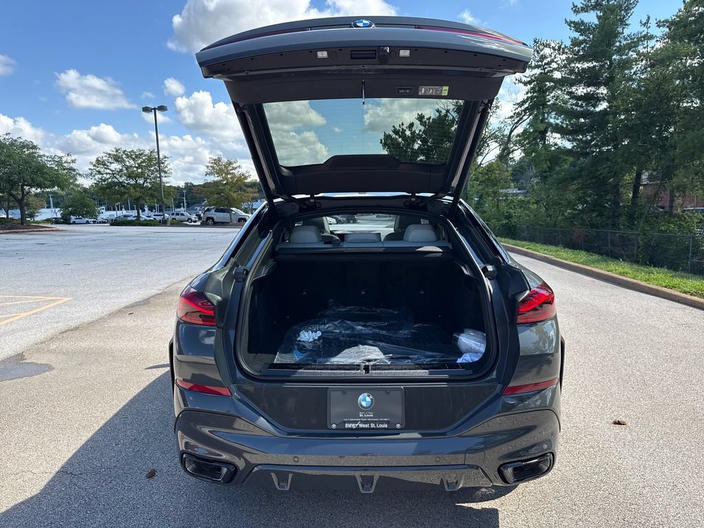 New 2027 BMW X6 xDrive40i w/ Climate Comfort Package AWD/4WD image 27