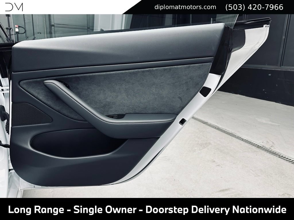 Used 2018 Tesla Model 3 Long Range RWD image 27