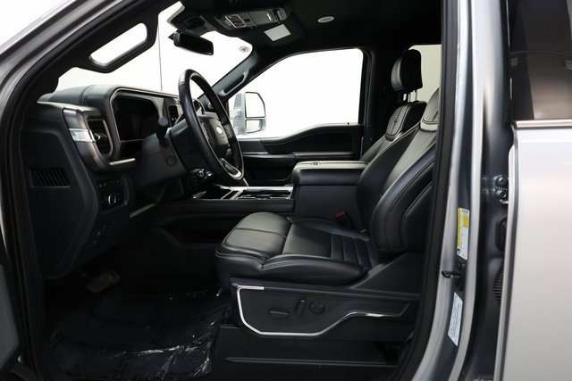 Used 2024 Ford F450 Platinum image 79