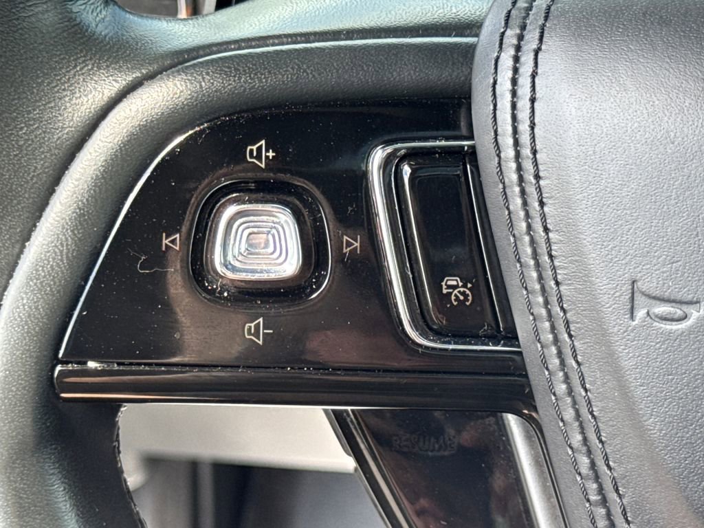 Used 2023 Lincoln Aviator Reserve w/ Equipment Group 201A image 37