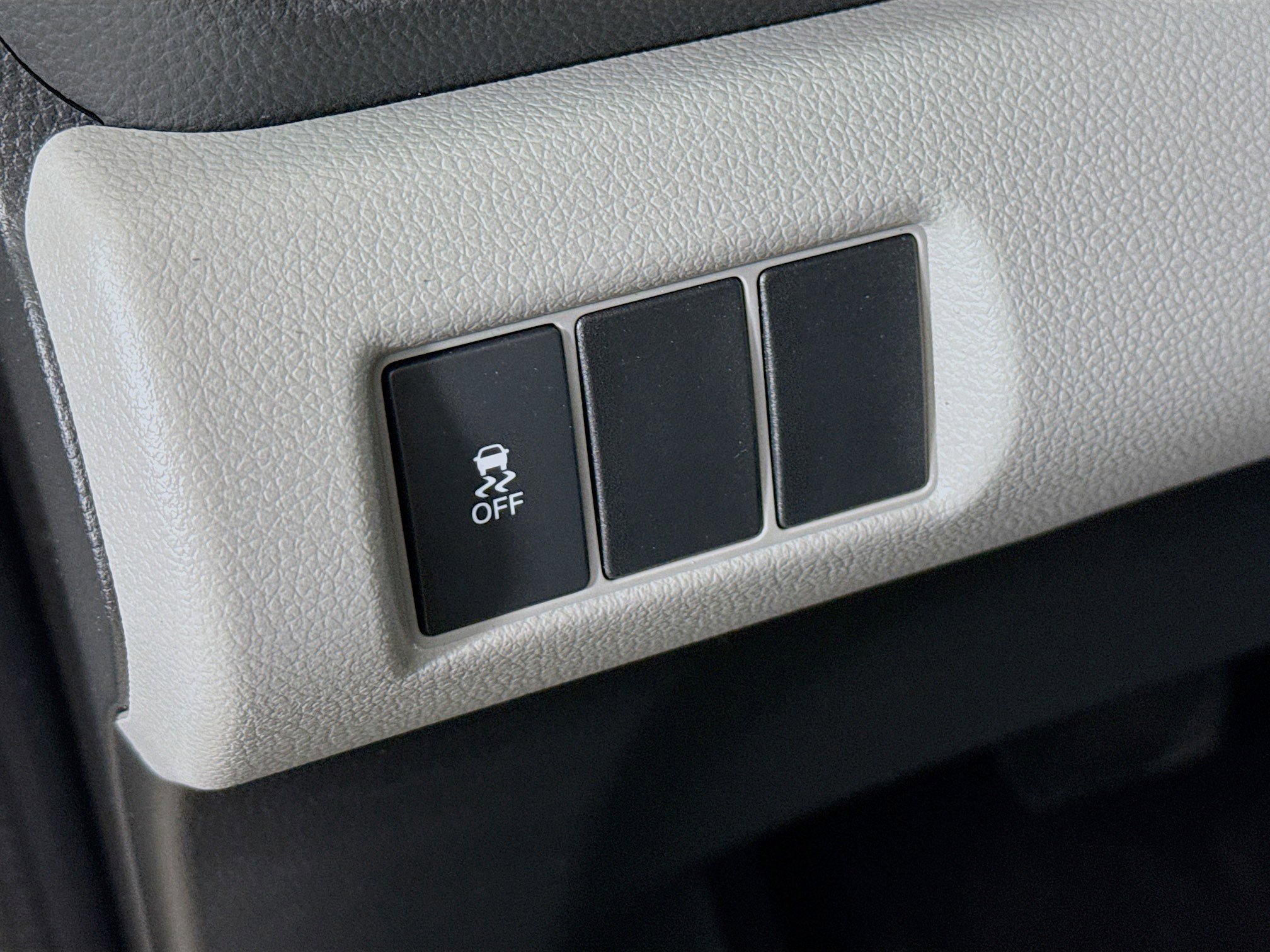 Used 2024 Honda Pilot LX image 9