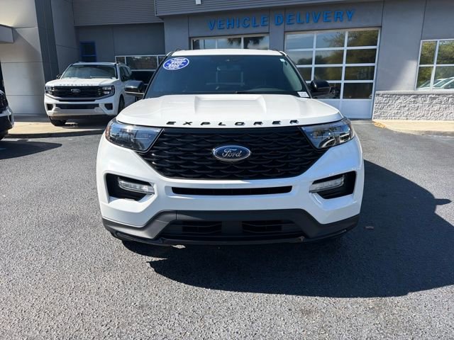 Used 2023 Ford Explorer ST-Line image 3
