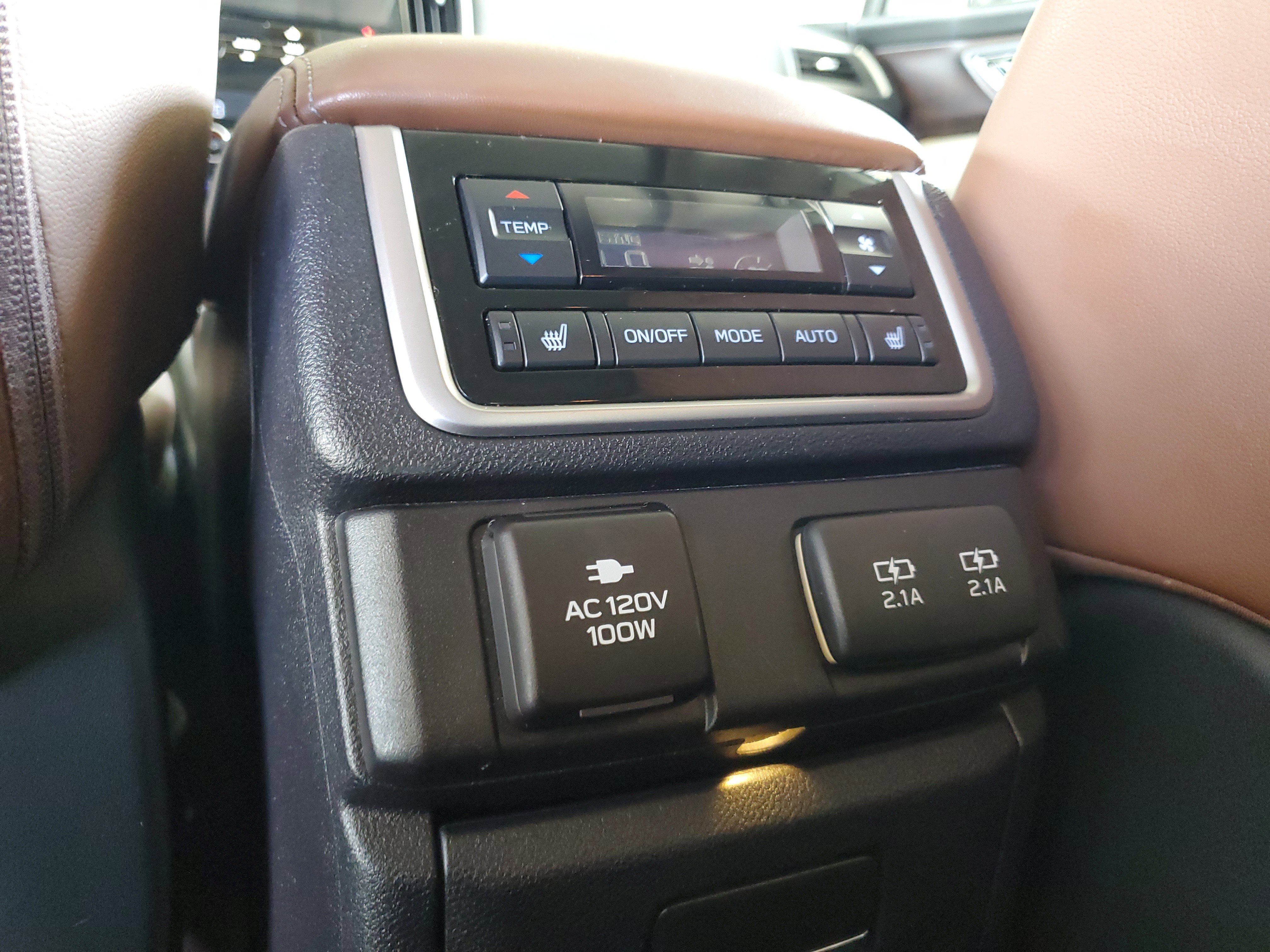 Used 2019 Subaru Ascent Touring AWD/4WD image 13