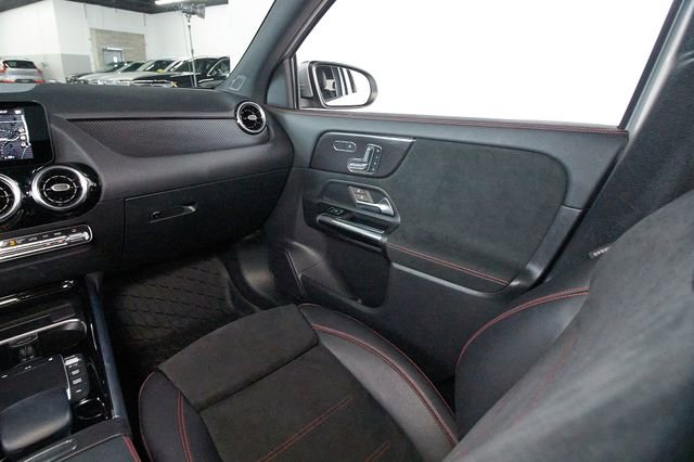 Used 2022 Mercedes-Benz GLA 250 4MATIC image 8