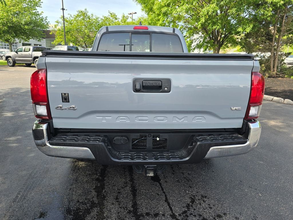 Used 2021 Toyota Tacoma SR5 AWD/4WD image 6