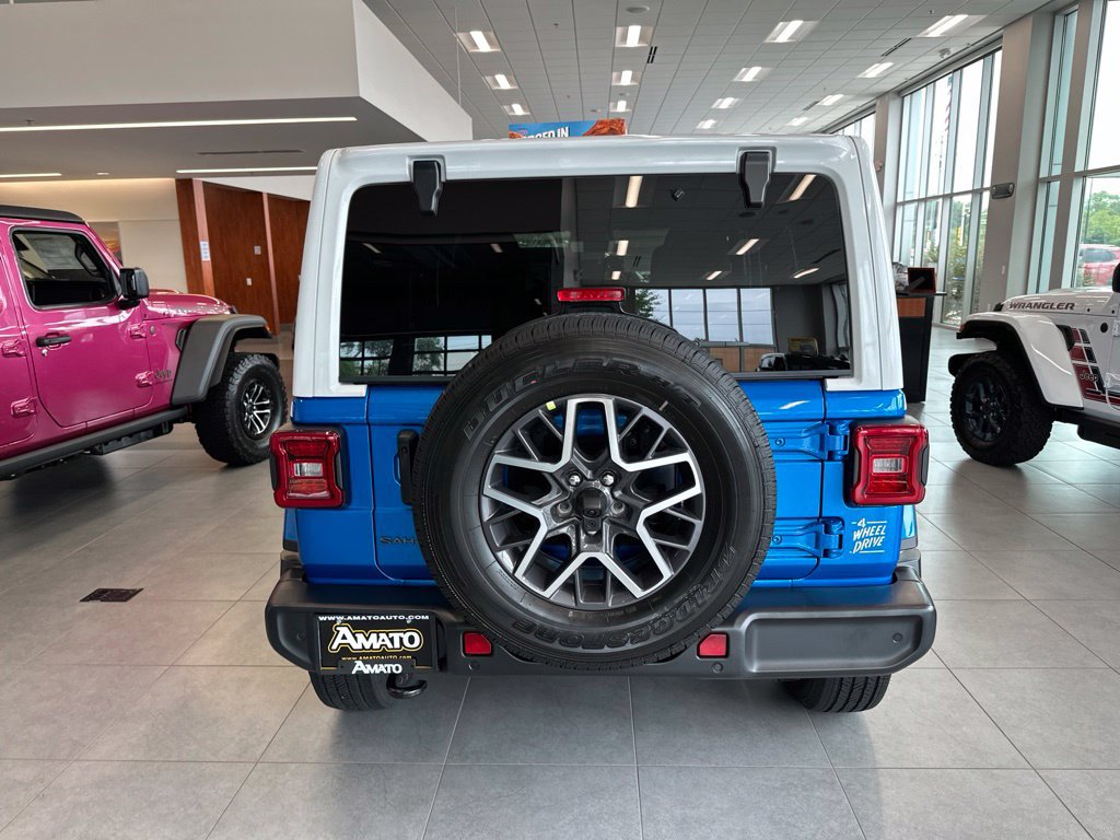 New 2026 Jeep Wrangler Unlimited Sahara w/ Whitecap Package AWD/4WD image 7