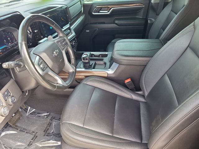 Used 2024 Chevrolet Silverado 1500 LT Trail Boss w/ Convenience Package II image 7