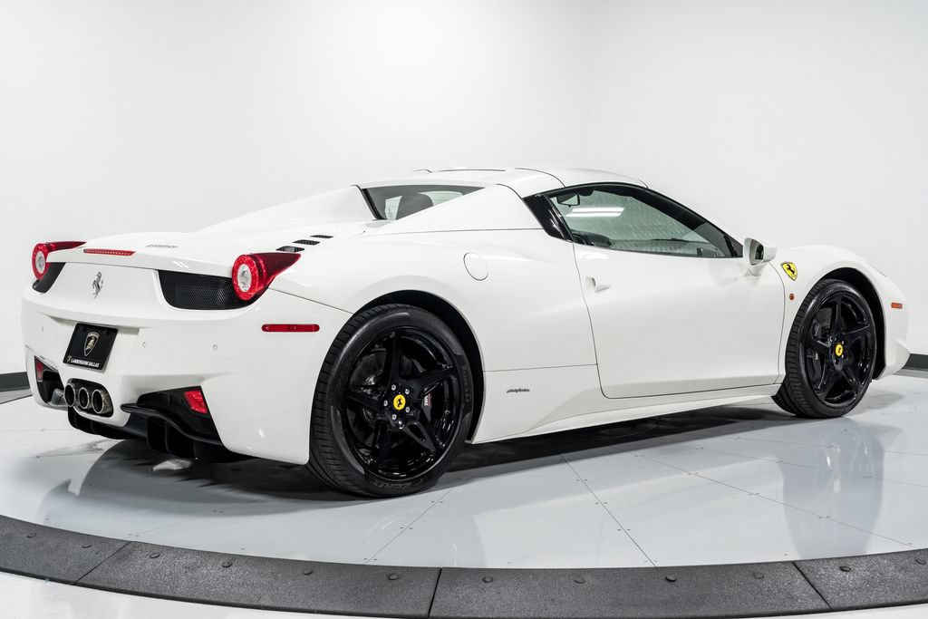 Used 2014 Ferrari 458 Spider RWD image 34