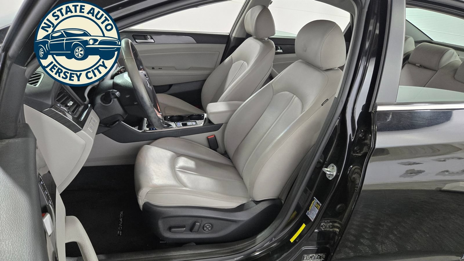 Used 2019 Hyundai Sonata Limited FWD image 27