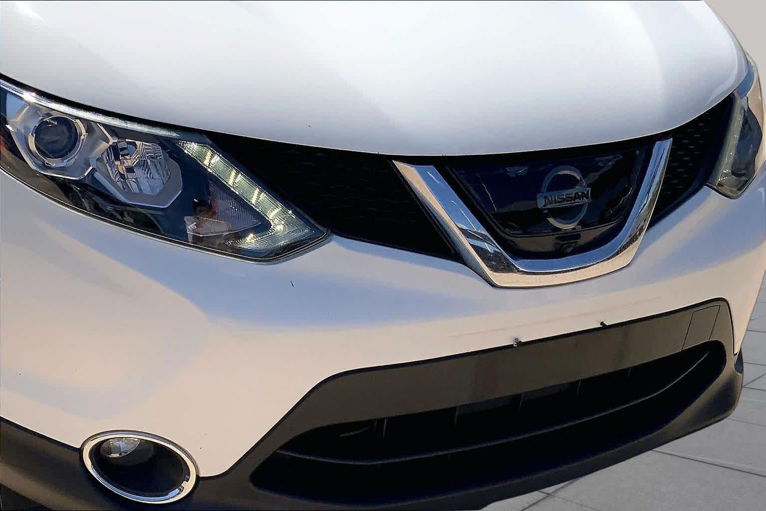 Used 2017 Nissan Rogue Sport SL w/ SL Premium Package AWD/4WD image 29