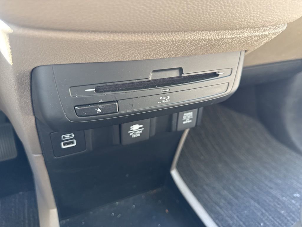 Used 2023 Honda Odyssey Elite image 7