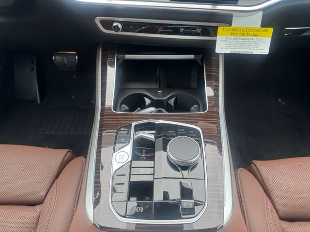 New 2026 BMW X5 xDrive50e w/ M Sport Package AWD/4WD image 24