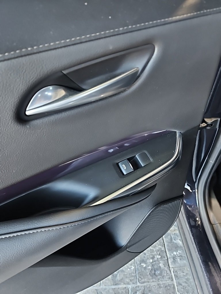 Used 2023 Cadillac XT4 Luxury image 22