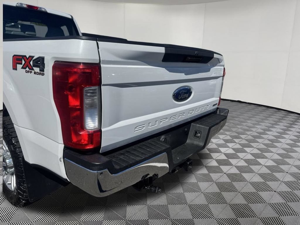 Used 2017 Ford F350 XL AWD/4WD image 17