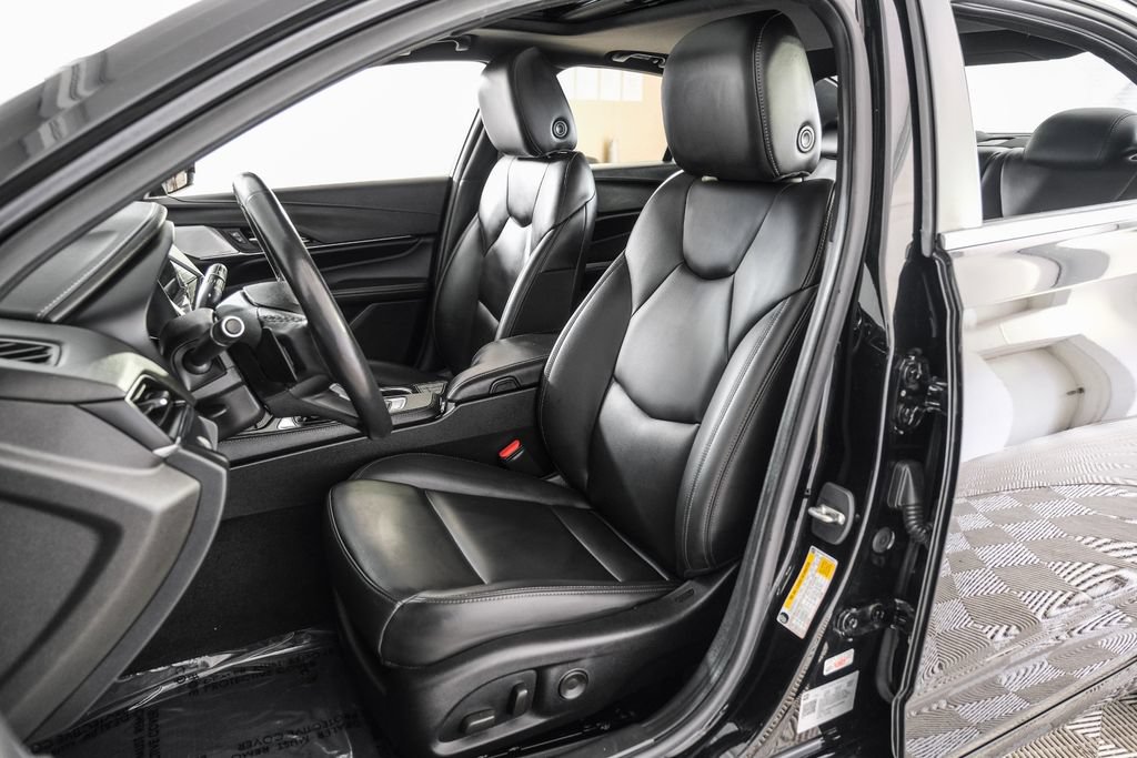 Used 2023 Cadillac CT4 Luxury w/ Sun And Sound Package RWD image 35