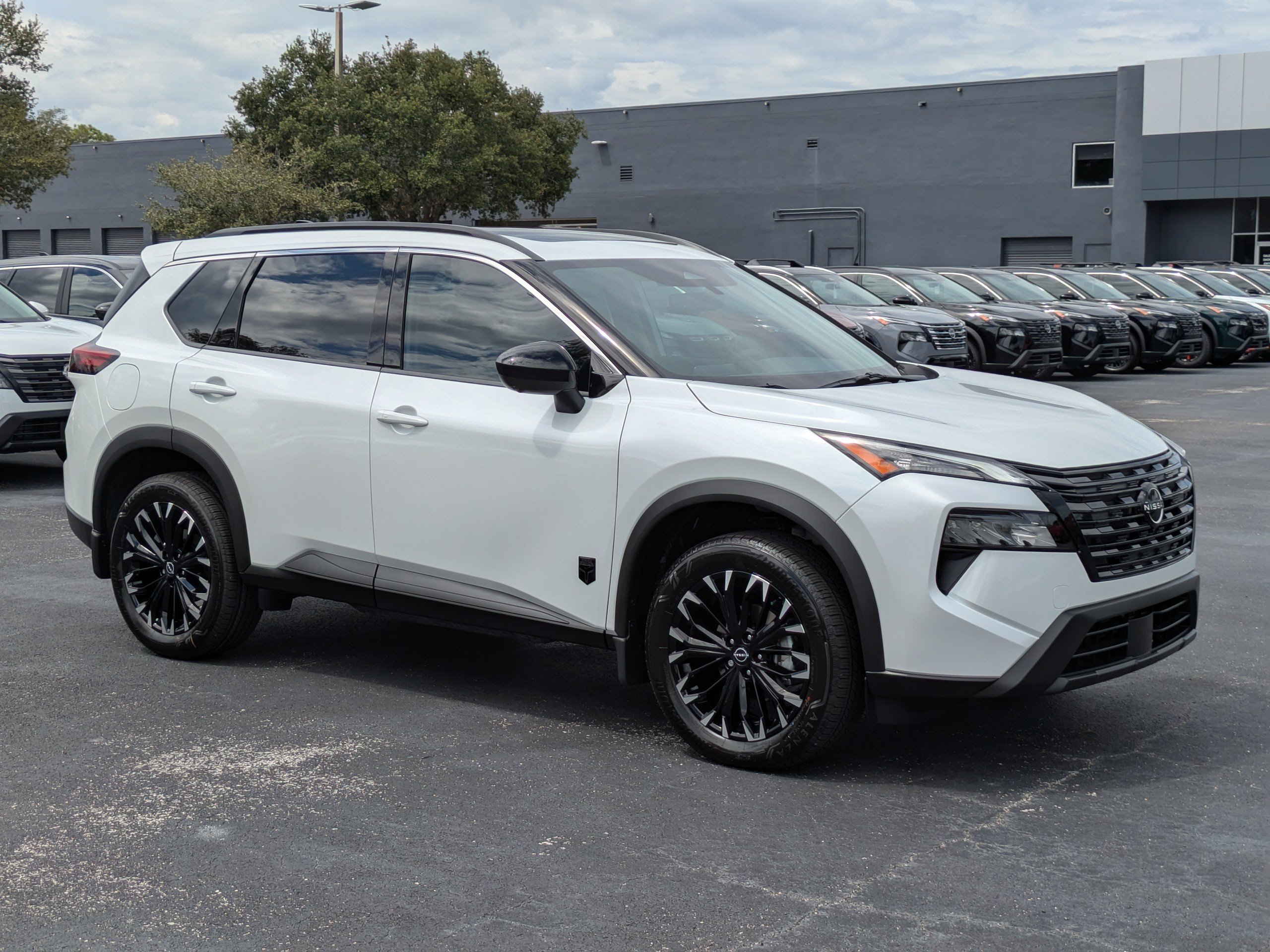New 2026 Nissan Rogue Dark Armor FWD image 2