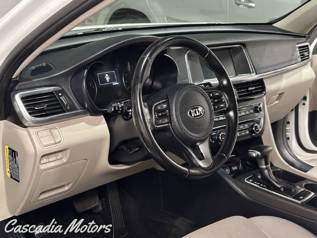 Used 2017 Kia Optima Premium FWD image 11