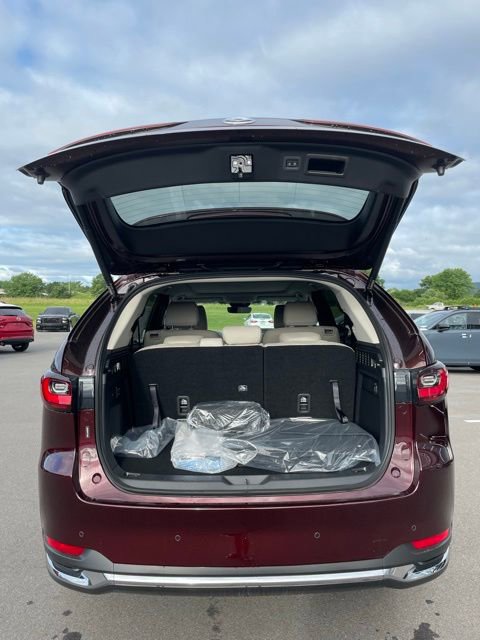 Used 2024 MAZDA CX-90 Plug-In Hybrid w/ Premium Pkg image 9
