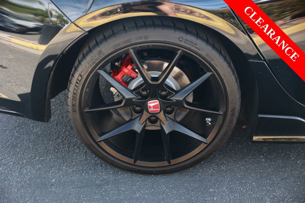 Used 2024 Honda Civic Type R image 9