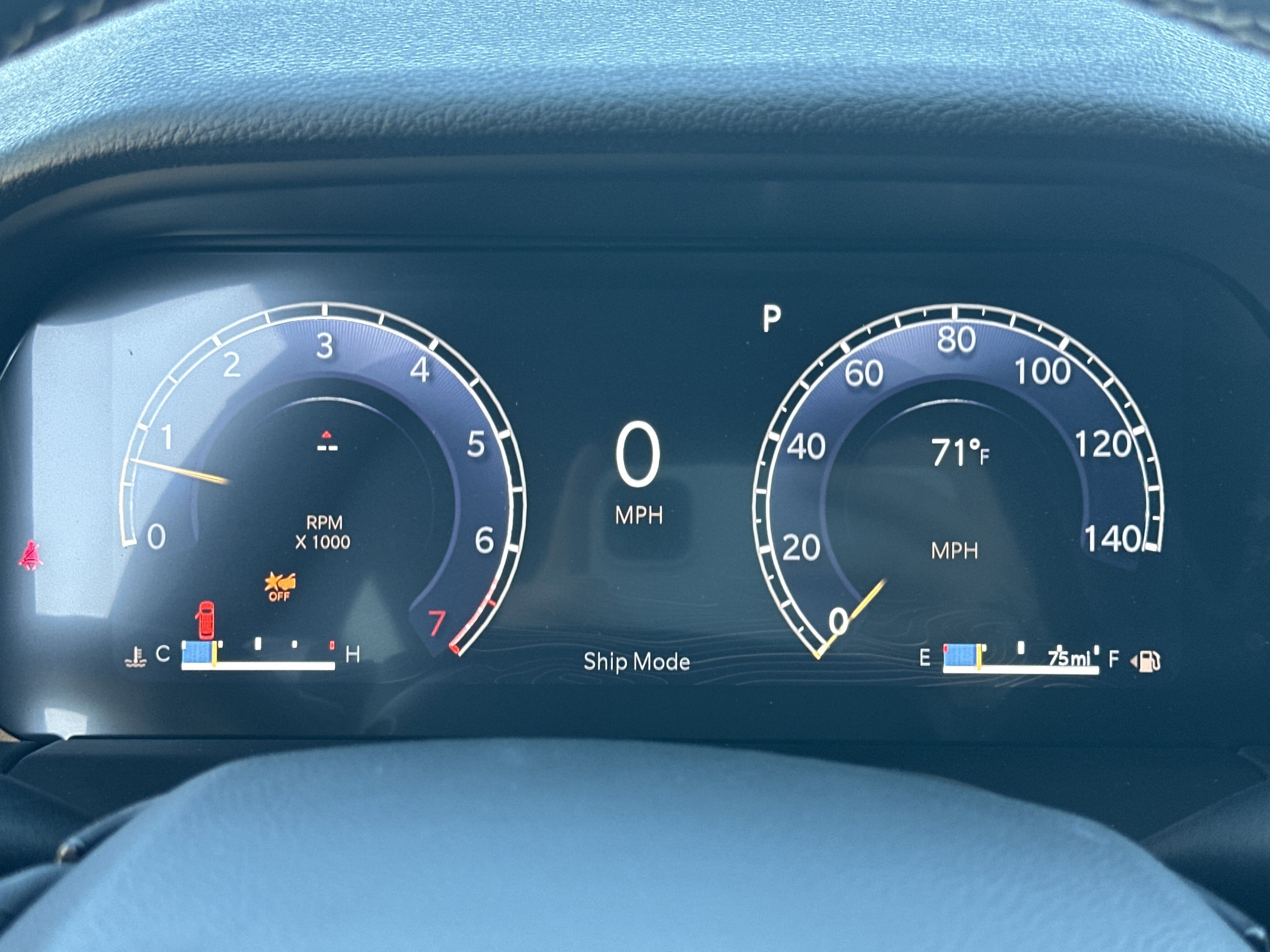 New 2025 Jeep Grand Cherokee L Altitude image 9
