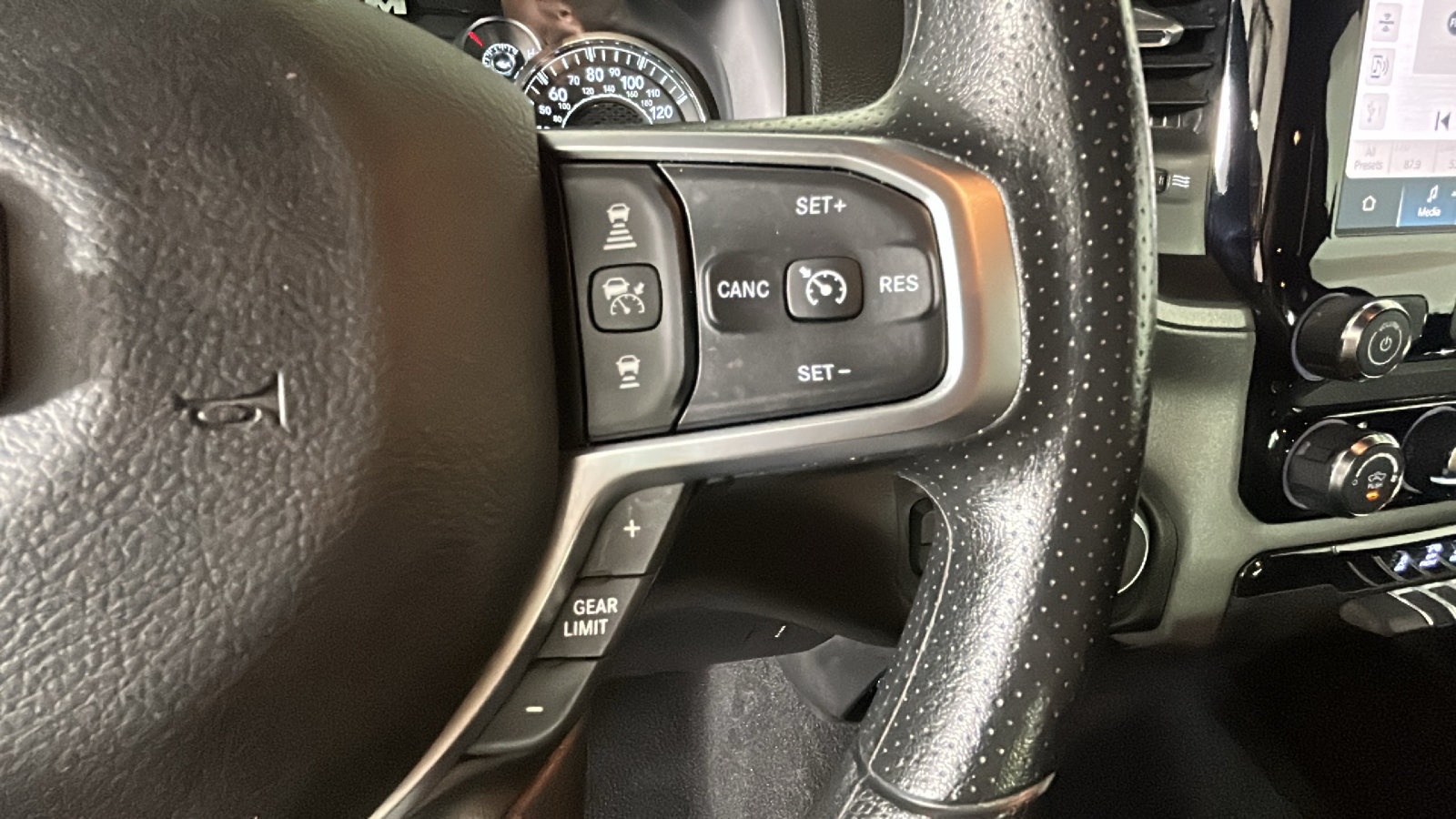 Used 2025 RAM 1500 Tradesman w/ Night Edition AWD/4WD image 21